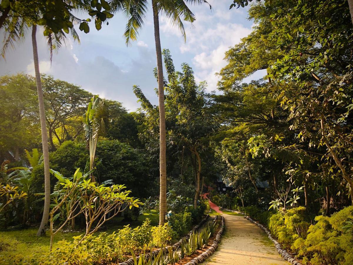Thongtapan Resort Chaloklum Bagian luar foto
